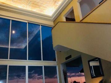 Excelente Casa Sola en Exclusivo Fraccionamiento con Vista Panorámica a la Cañad