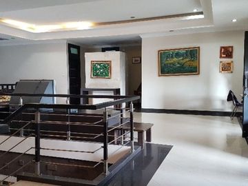 Dijual Rumah Besar Dan Mewah Di Kawasan Elite Renon Denpasar
