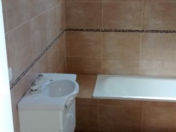 Casa PH en venta en Lanus Oeste