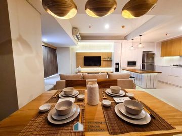 DISEWAKAN APARTEMEN ORANGE COUNTY LIPPO CIKARANG BAGUS