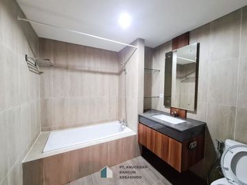 DISEWAKAN APARTEMEN ORANGE COUNTY LIPPO CIKARANG BAGUS