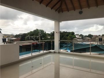 SE VENDE CASA DE TRES PISOS EN EL MUNICIPIO DE TOLÚ - SUCRE