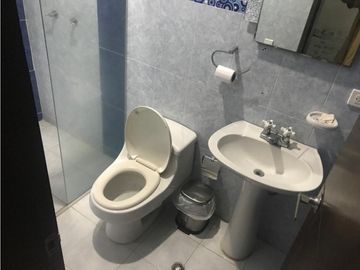 SE VENDE CASA DE TRES PISOS EN EL MUNICIPIO DE TOLÚ - SUCRE