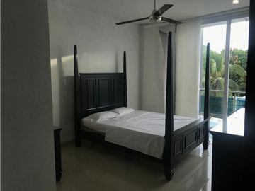 SE VENDE CASA DE TRES PISOS EN EL MUNICIPIO DE TOLÚ - SUCRE
