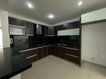 casa en venta en av. del rio, vegas del rio. Cod V5005