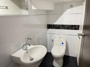 casa en venta en av. del rio, vegas del rio. Cod V5005