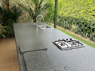 casa en venta en la morada. Cod V16787