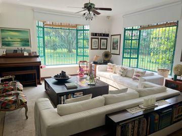 casa en venta en la morada. Cod V16787