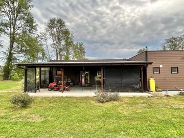 Vendemos Parcela con casa mediterránea en condominio Cayumapu, salida Norte a 18 min Valdivia