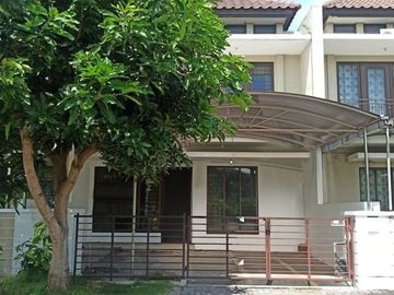Rumah San Antonio Siap Huni, Carport 1, Row 3 mobil