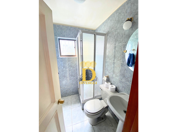 CASA EN VENTA EN CENTRO DE QUILPUÉ