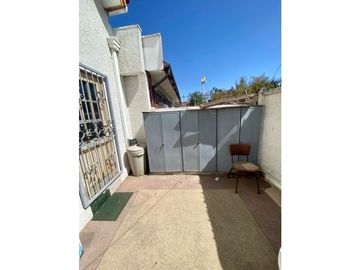 CASA EN VENTA EN CENTRO DE QUILPUÉ