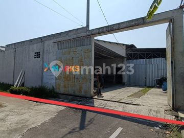 Murah Jual/ Sewa Gudang Ada Ijin Industri Garmen Siap Pakai Telukan Sukoharjo