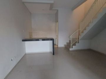 Rumah Ready Minimalis 2 lantai Perum Royal Paka