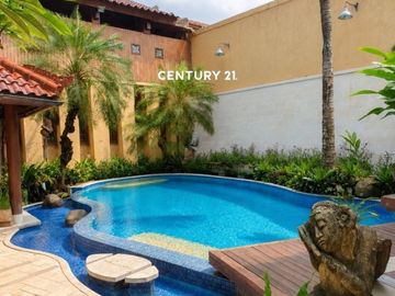 Rumah Mewah Ada Swimming Pool Di Sektor 8 Bintaro Gb 1601