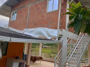 casa campestre en venta en el carmen. Cod V6290917