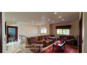 VENDO CASA 4 REC PERLAS COSTA DEL ESTE