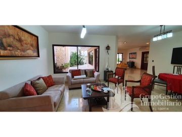 VENDO CASA 4 REC PERLAS COSTA DEL ESTE