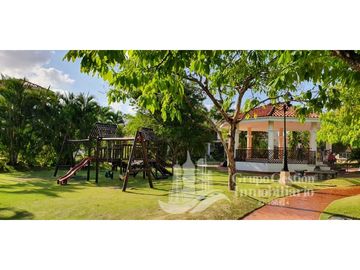 VENDO CASA 4 REC PERLAS COSTA DEL ESTE