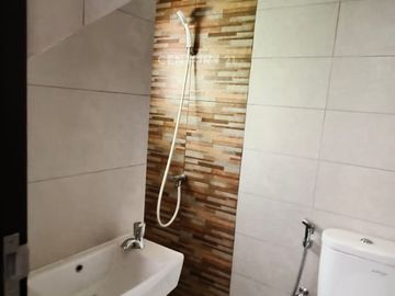 Rumah 2 Lantai Ada Taman Di Summarecon Crown Gading Cluster Regia