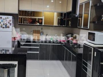 Dijual Rumah Pik 1 Garden House Rapi