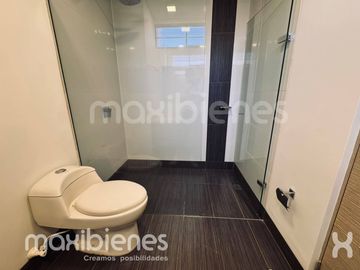 apartamento en arriendo en el poblado. Cod A71593