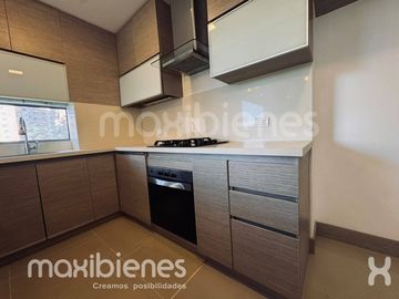 apartamento en arriendo en el poblado. Cod A71593