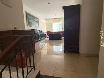 Dijual Rumah Full Furnished Dalam Cluster Ekslusive The Green BSD