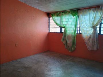CASA EN VENTA EN ESQUINA CERCA DE FLORES MAGON CUERNAVACA