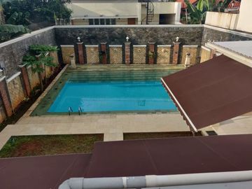 Dijual rumah Cantik Jl. Gaharu, Cipete, Jakarta selatan
