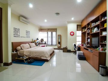 Dijual rumah Cantik Jl. Gaharu, Cipete, Jakarta selatan