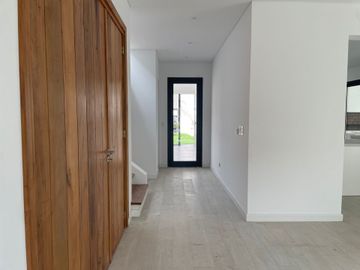 Casa en Venta a estrenar en La Calesa,Pilara,5 amb