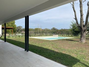 Casa en Venta a estrenar en La Calesa,Pilara,5 amb