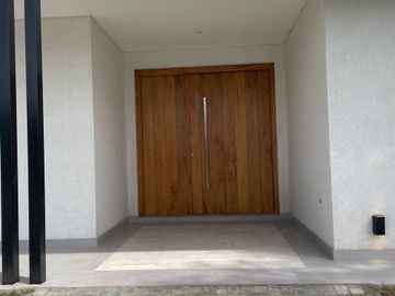 Casa en Venta a estrenar en La Calesa,Pilara,5 amb