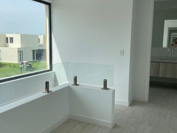 Casa en Venta a estrenar en La Calesa,Pilara,5 amb