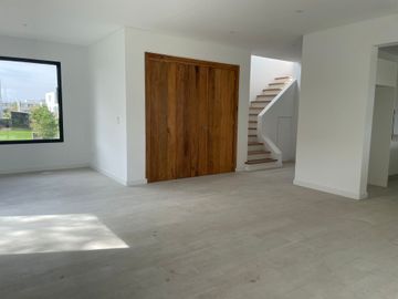Casa en Venta a estrenar en La Calesa,Pilara,5 amb