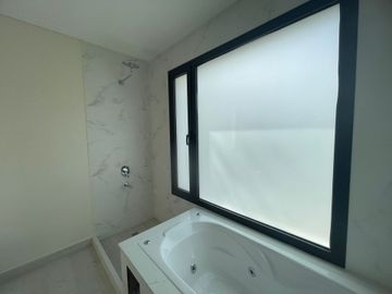 Casa en Venta a estrenar en La Calesa,Pilara,5 amb