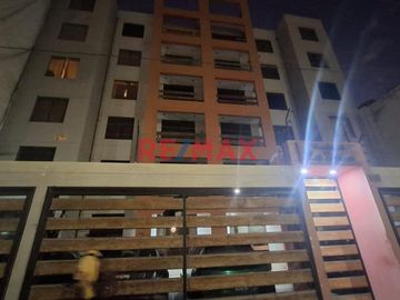 🌟 ¡OPORTUNIDAD ÚNICA EN CHICLAYO! 🌟

Descubre la comodidad y la modernidad en este hermoso departamento flat, perfectamente ubicado en Av. Grau 1078