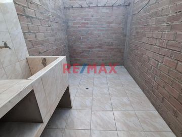 🌟 ¡OPORTUNIDAD ÚNICA EN CHICLAYO! 🌟

Descubre la comodidad y la modernidad en este hermoso departamento flat, perfectamente ubicado en Av. Grau 1078