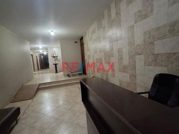 🌟 ¡OPORTUNIDAD ÚNICA EN CHICLAYO! 🌟

Descubre la comodidad y la modernidad en este hermoso departamento flat, perfectamente ubicado en Av. Grau 1078