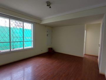 DEPARTAMENTO 3 AMBIENTES PRIMER PISO POR ESCALERA SIN EXPENSAS EN VENTA EN FLORES