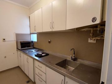 DEPARTAMENTO 3 AMBIENTES PRIMER PISO POR ESCALERA SIN EXPENSAS EN VENTA EN FLORES