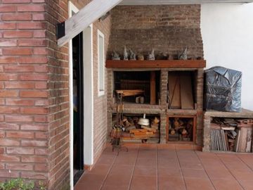 Chalet en venta en Villa Luzuriaga