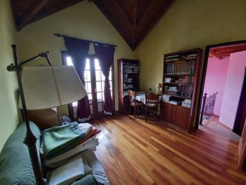 Chalet en venta en Villa Luzuriaga