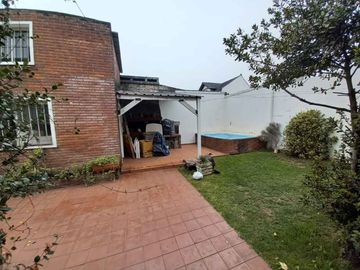 Chalet en venta en Villa Luzuriaga