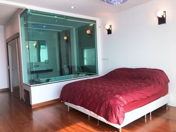 4 Bedroom House for sale