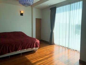 4 Bedroom House for sale