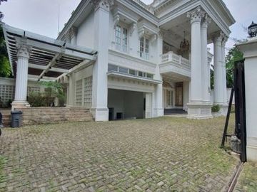 DIJUAL RUMAH LUAS dan MEWAH at Jl BANGKA / KEMANG, JAKSEL