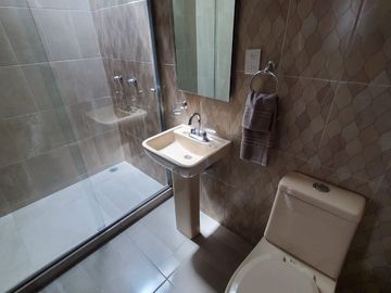 EXCELENTE CASA EN VENTA EN FRACCIONAMIENTO HORUS