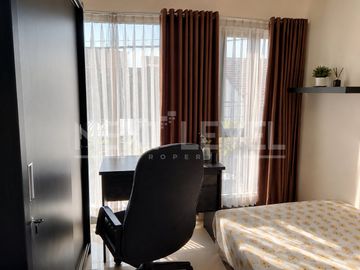 Rumah SHM Modified 3 Lantai di Puri Cipageran | LT 72 m² • LB 175 m² | 5 KT • 4 KM | Semi Furnished